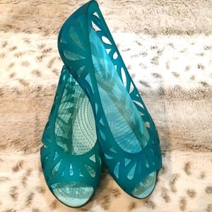 CROCS Adrina III Teal Green Jelly Flats Size 8